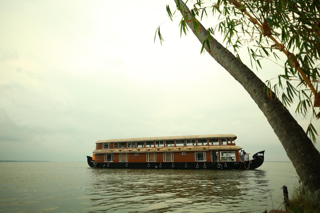 Southern Panorama Houseboats Alappuzha Exterior foto