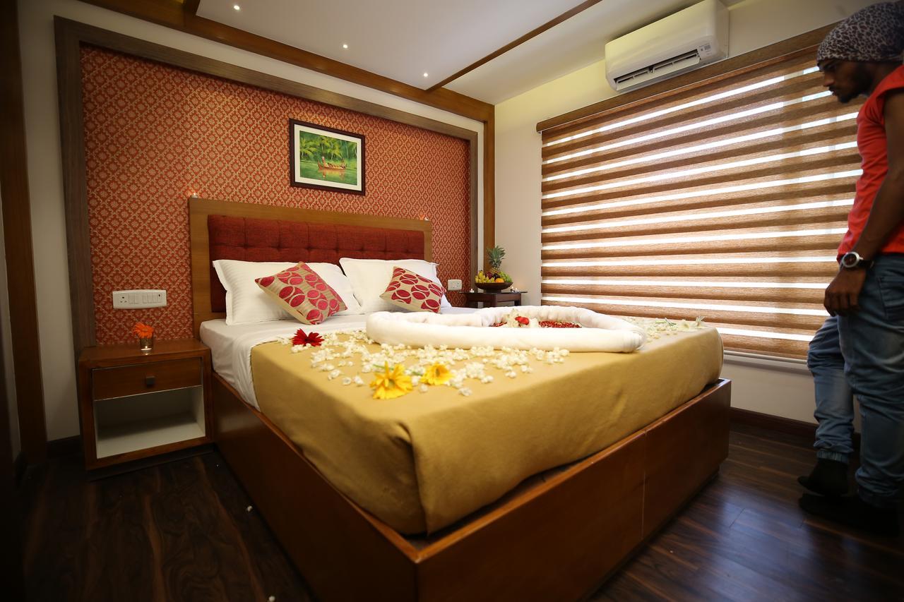 Southern Panorama Houseboats Alappuzha Exterior foto