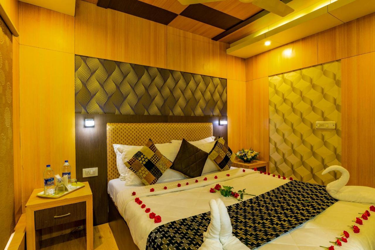 Southern Panorama Houseboats Alappuzha Exterior foto